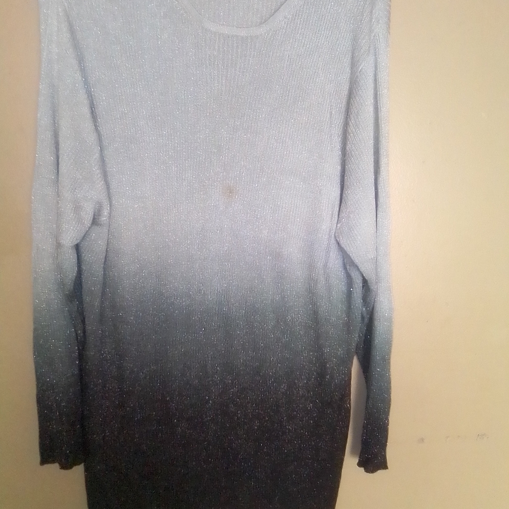 Avenue Gray and Black Crew Neck Sweater with Ombré Design